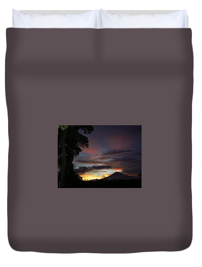 Colour Duvet Cover featuring the photograph Dusk by Budi Koesworo
