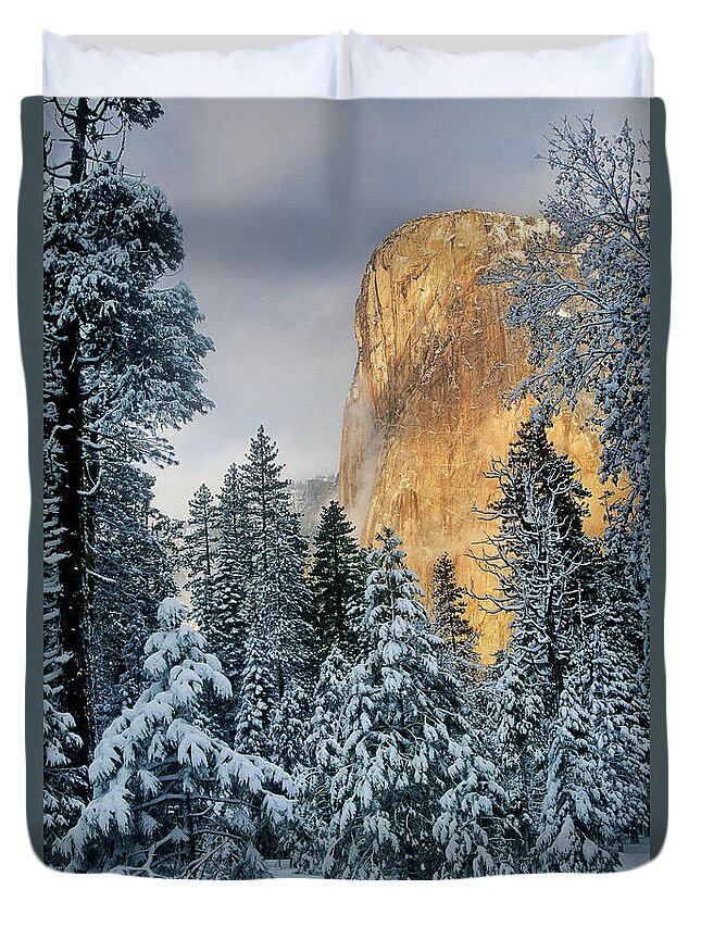 North America Duvet Cover featuring the photograph El Capitan on a Winter Morning Yosemite National Park California by Dave Welling