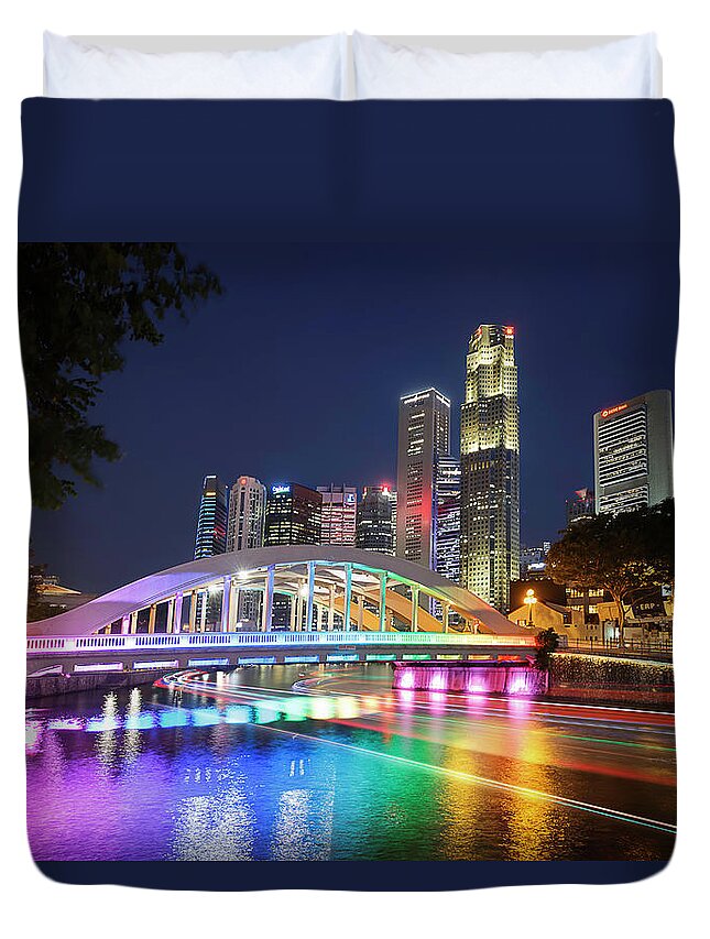 Bridge Duvet Cover featuring the photograph Elgin Bridge, Boat Quay, Singapore by Rick Deacon
