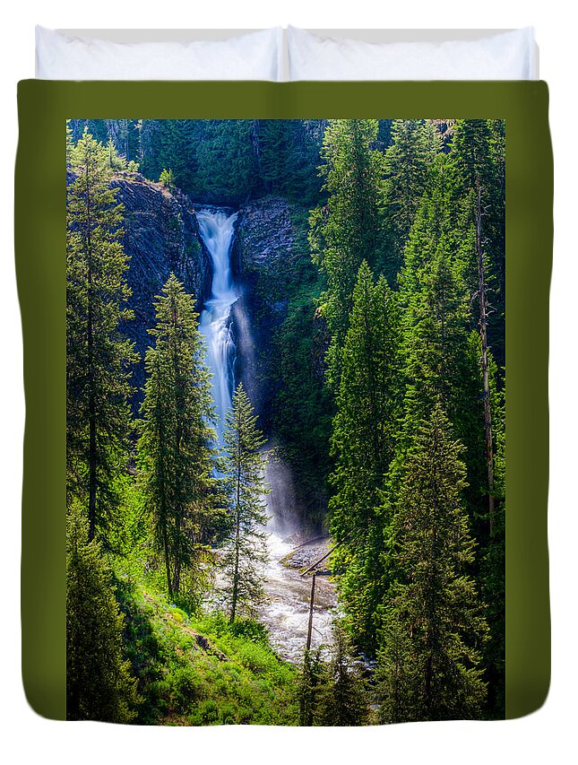Flowingidaho Duvet Cover featuring the photograph Elk Creek Falls by Rikk Flohr