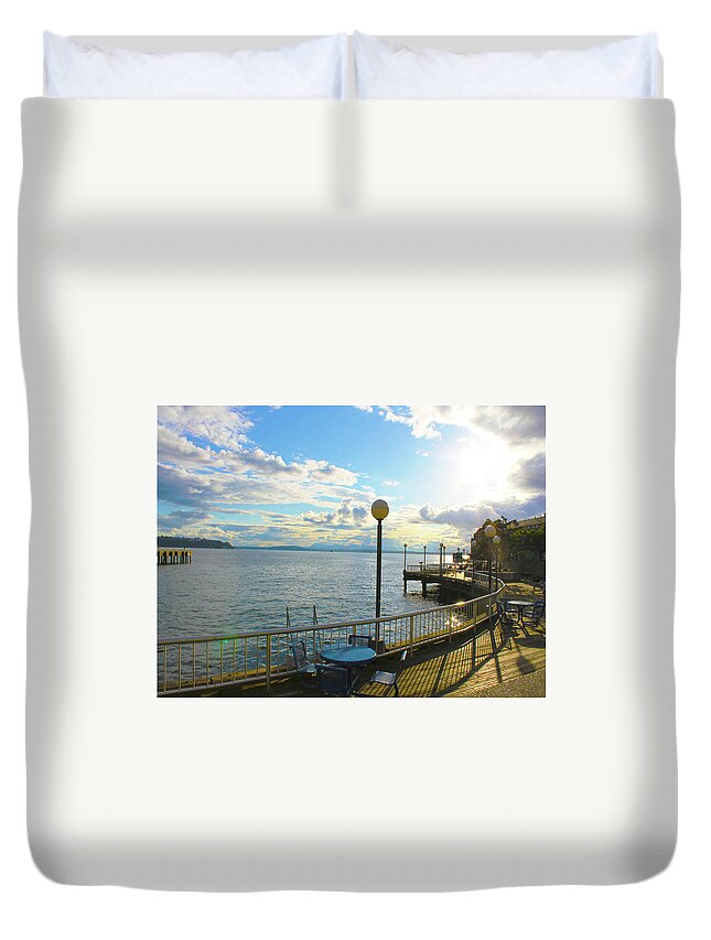 Seattle Duvet Cover featuring the photograph Elliot Bay by Rod Whyte