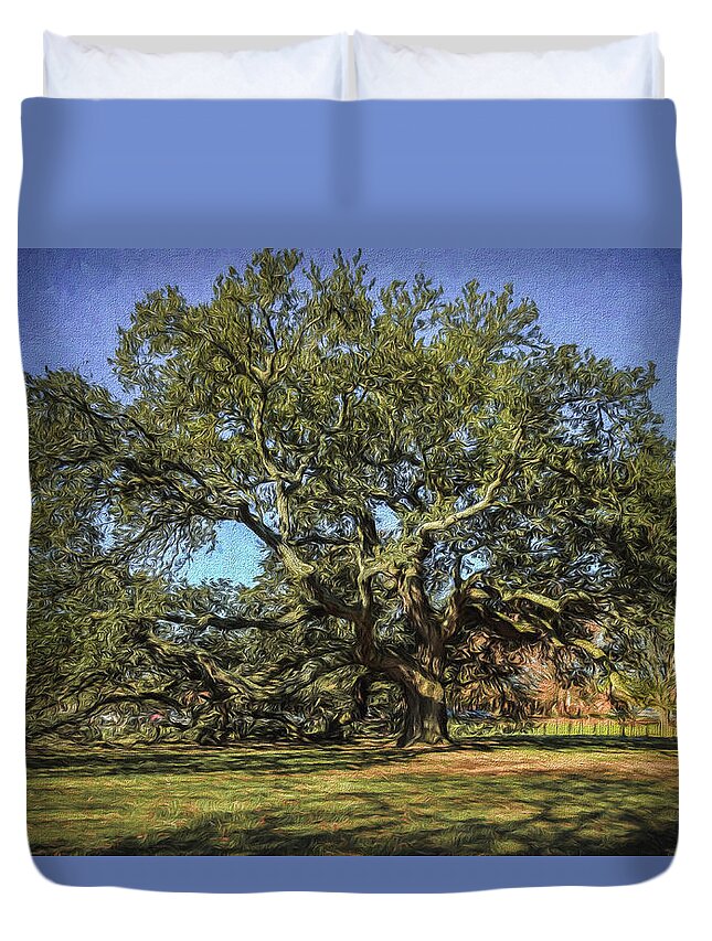 Emancipation Oak Duvet Cover featuring the photograph Emancipation Oak Tree by Jerry Gammon