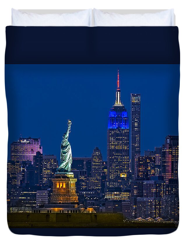 Statue Of Liberty Duvet Cover featuring the photograph Empire State And Statue Of Liberty II by Susan Candelario