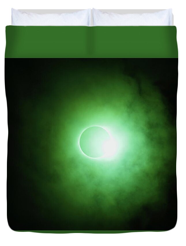 Solar Eclipse Duvet Cover featuring the photograph End Of Totality by Daniel Reed