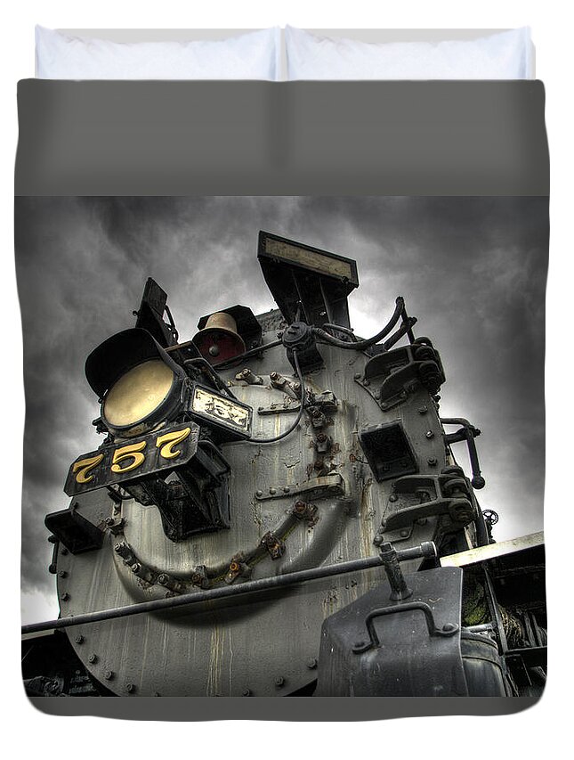 Hdr Duvet Cover featuring the photograph Engine 757 by Scott Wyatt