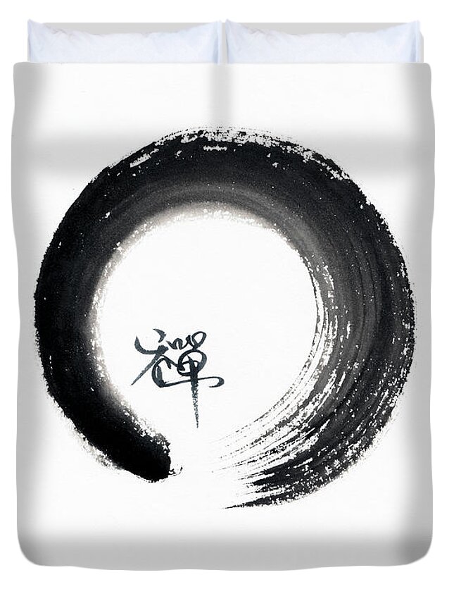 Enso Duvet Cover featuring the painting Enso Zen by Oiyee At Oystudio