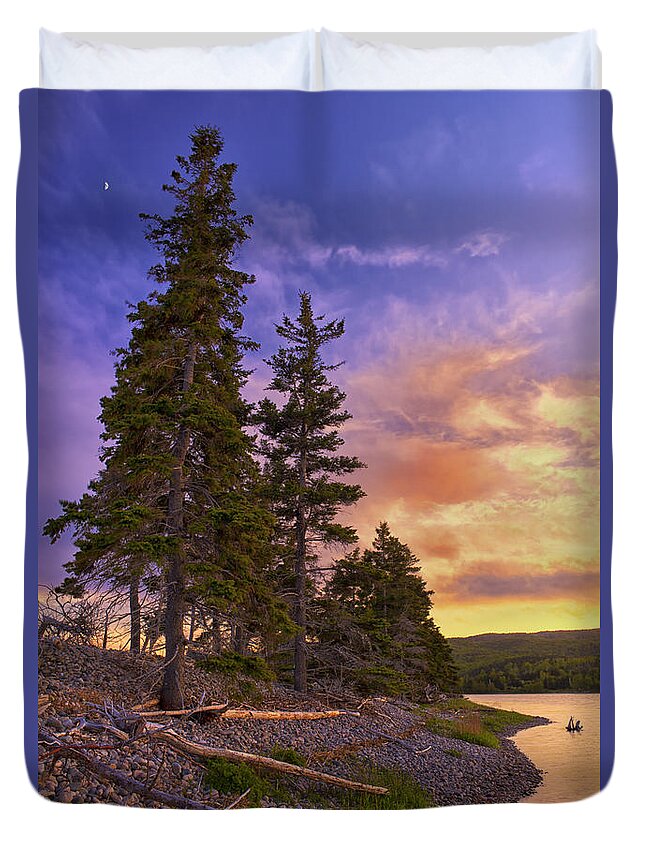 Sunset Duvet Cover featuring the photograph Evening At Stoney Beach by Irwin Barrett