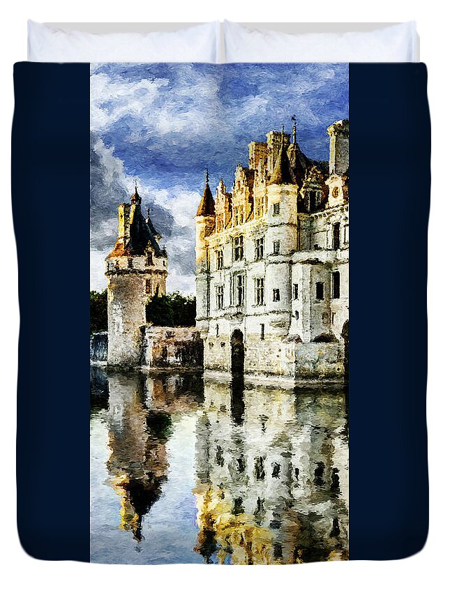 Chateau De Chenonceau Duvet Cover featuring the photograph Evening falls at the Castle by Weston Westmoreland