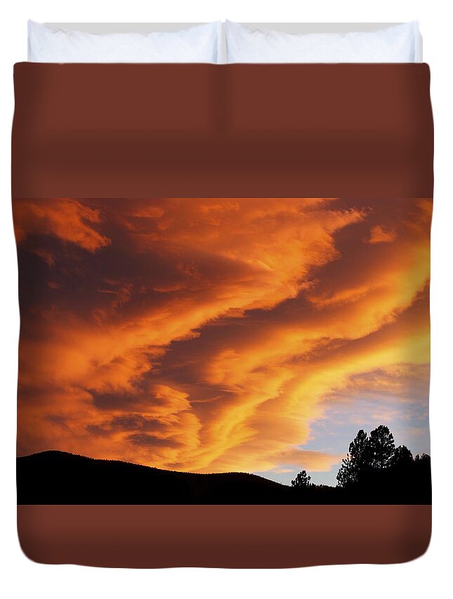 Colorado Duvet Cover featuring the photograph Evening Fire by Kristin Davidson