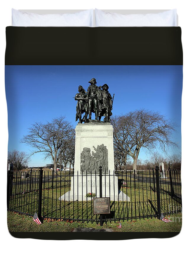 Fallen Timbers Monument Duvet Cover featuring the photograph Fallen Timbers Monument 0061 by Jack Schultz