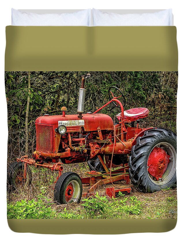 Christopher Holmes Photography Duvet Cover featuring the photograph Farmall Cub by Christopher Holmes