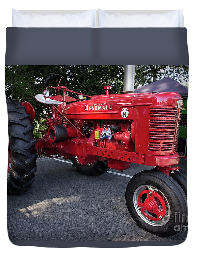 Tractor Duvet Cover featuring the photograph Farmall H by Mike Eingle