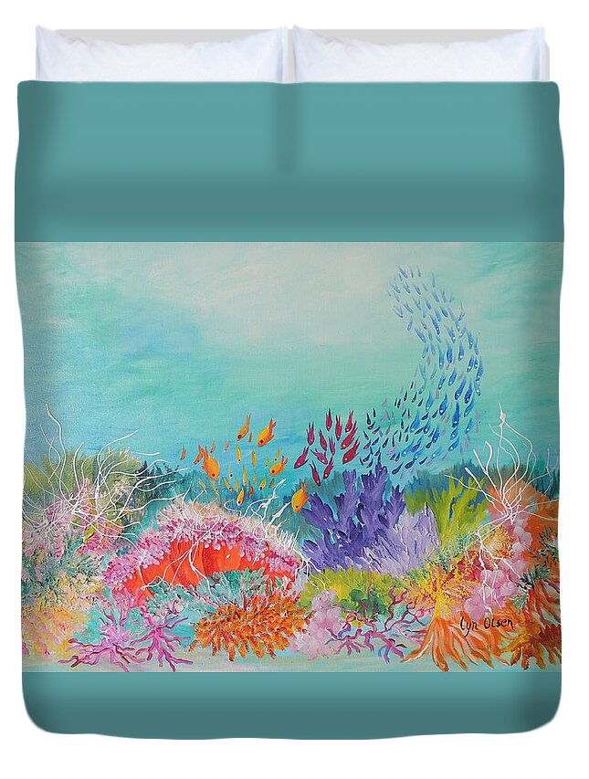 Great Barrier Reef Duvet Cover featuring the painting Feeding Time On The Reef by Lyn Olsen