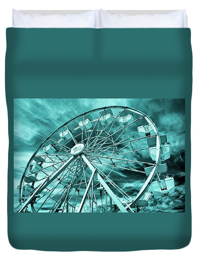 Ferris Wheel Duvet Cover featuring the photograph Ferris Wheel Blues by Luke Moore