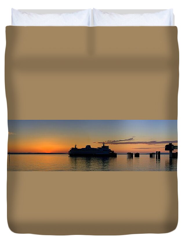 Ferry Duvet Cover featuring the photograph Ferry boat arrives to Mukilteo Ferry Terminal by Alexander Fedin