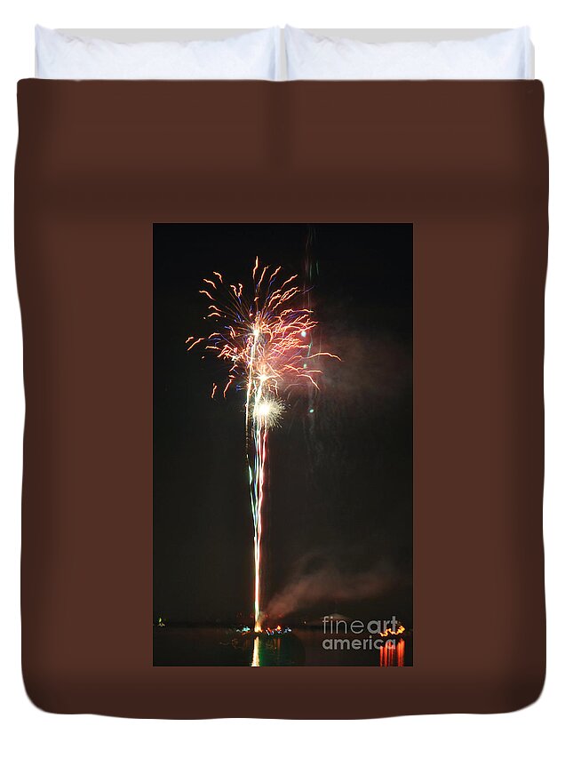 Independence Day Duvet Cover featuring the photograph Fireworks on the Lake by George D Gordon III