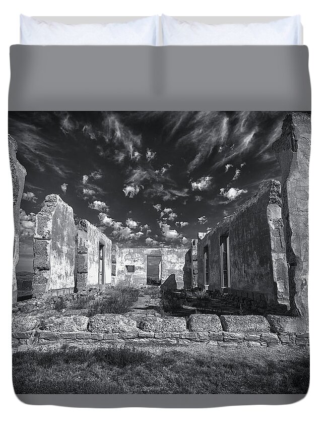 Crystal Yingling Duvet Cover featuring the photograph Fort Laramie by Ghostwinds Photography