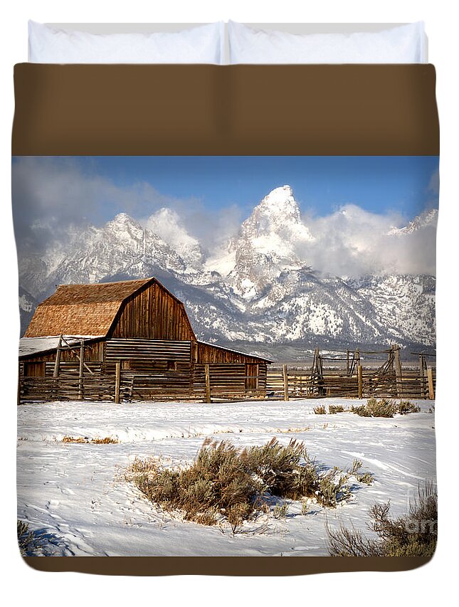 Teton Barn Duvet Cover featuring the photograph Frigid Morning At The Moulton Barn by Adam Jewell