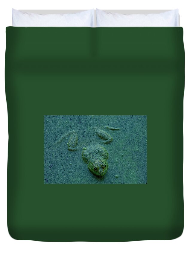 Frog Duvet Cover featuring the photograph Frog by Jerry Cahill
