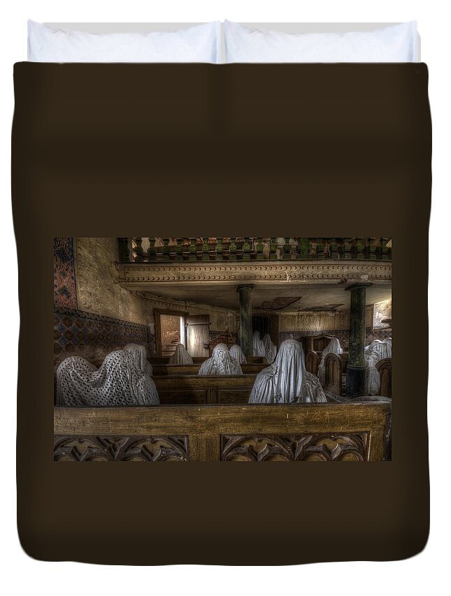 Ghostly Duvet Cover featuring the digital art Front row by Nathan Wright