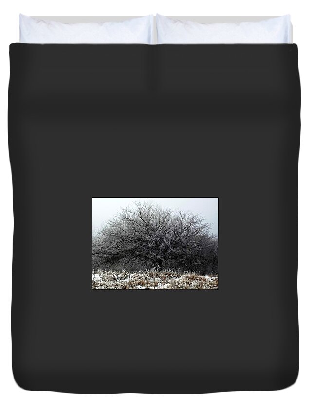 Nature Duvet Cover featuring the photograph Frosted Elm by Shelli Fitzpatrick