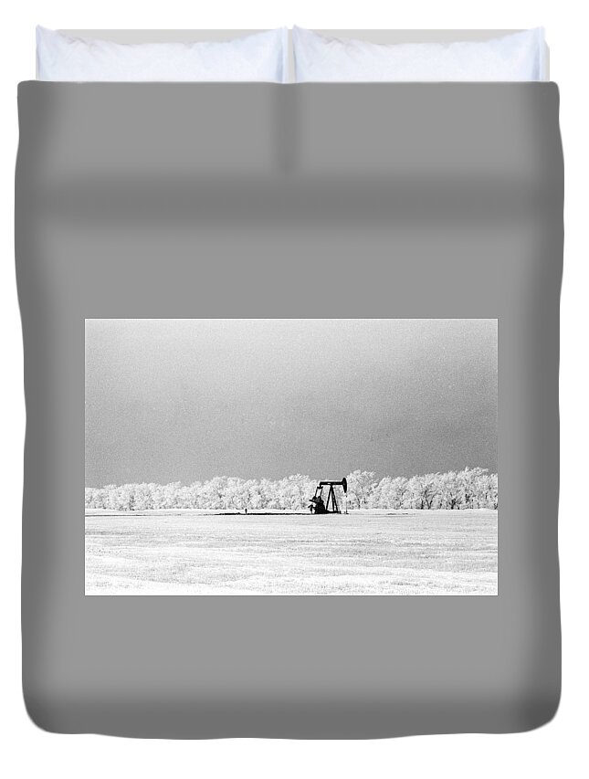 Oil Pump In North Dakota Winter Duvet Cover featuring the photograph Frozen Oil Field by William Kimble