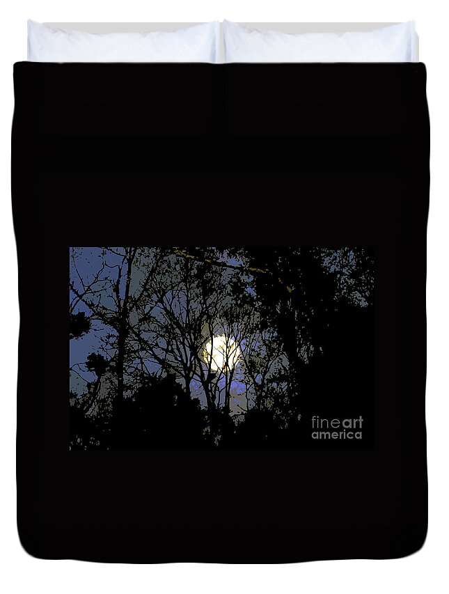 +moon Duvet Cover featuring the painting Full moon rising by David Lee Thompson