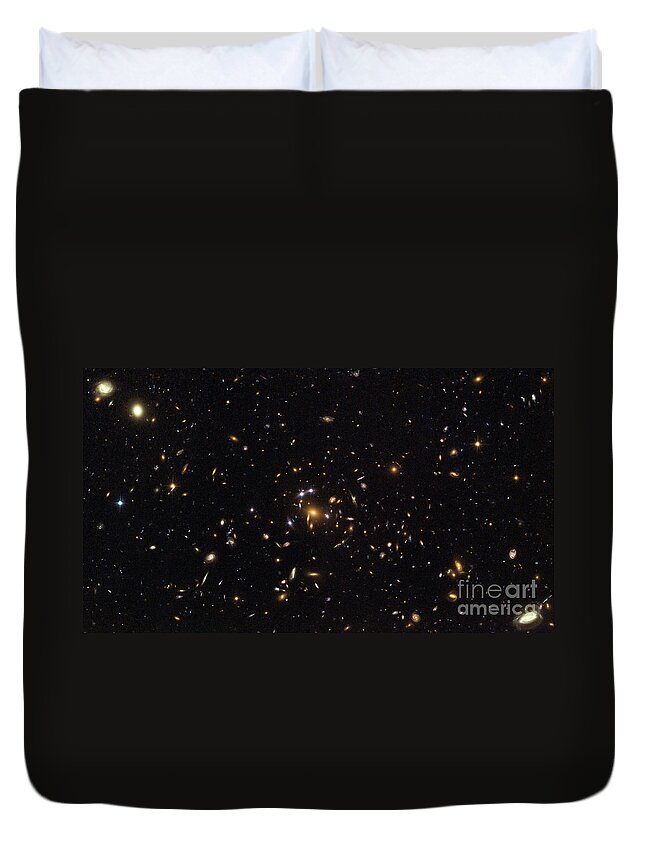 Science Duvet Cover featuring the photograph Galaxy Cluster, Sdss J1004+4112 by Science Source