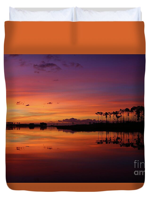 Sunset Duvet Cover featuring the photograph Gale Creek by Marty Fancy