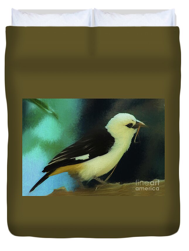 Bird Duvet Cover featuring the photograph Gathering Nesting material by Steven Parker