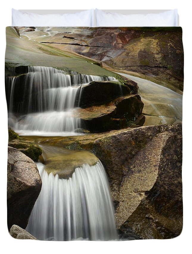 Waterfall Duvet Cover featuring the photograph Gentle Drops by Harry Moulton