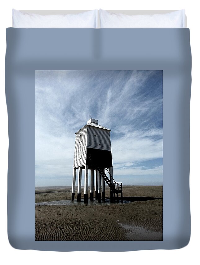 Beach Duvet Cover featuring the photograph Giant by Roberto Alamino