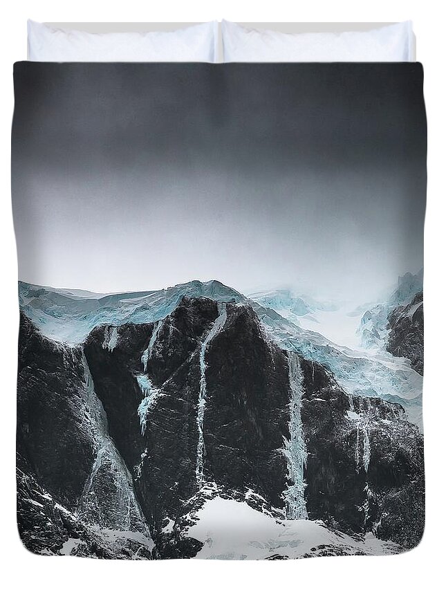 Landscape Duvet Cover featuring the photograph Glacier Caps 2 by Ryan Weddle