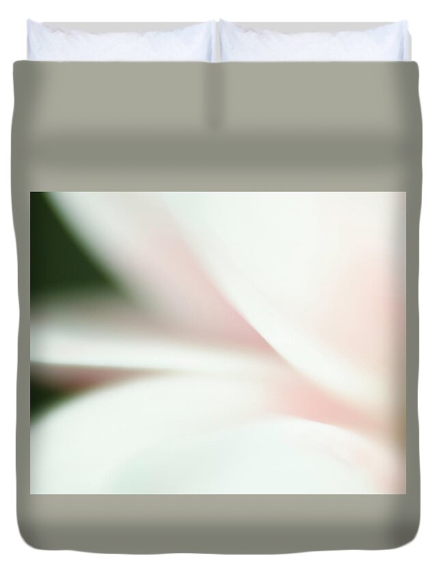 Close Up Duvet Cover featuring the photograph Glide by Sandra Parlow