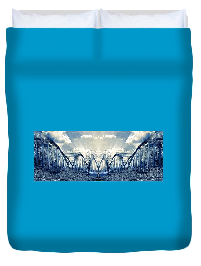1000 Views Duvet Cover featuring the photograph Glory by Jenny Revitz Soper