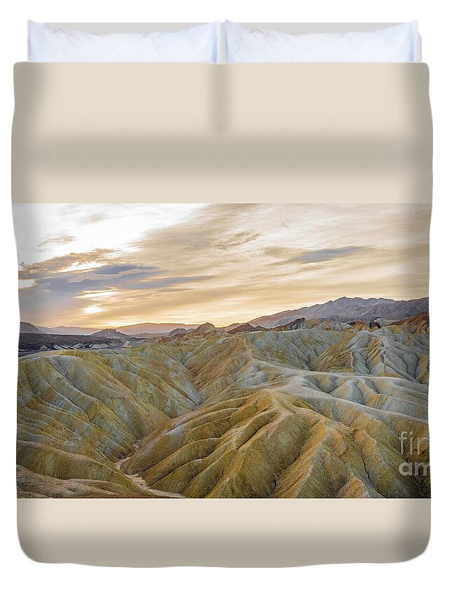 Death Valley Duvet Cover featuring the photograph Golden Point by Jeff Hubbard