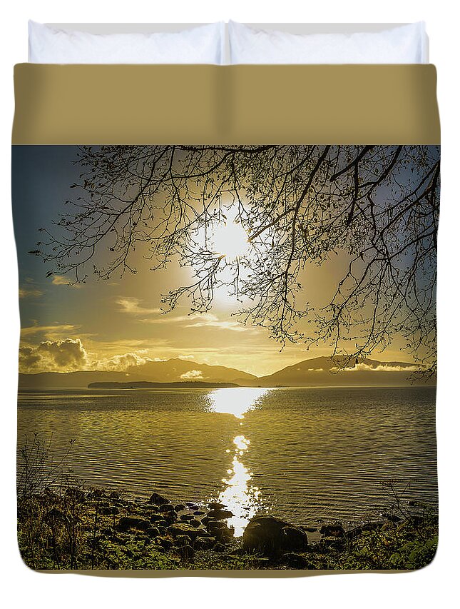 Sunset Duvet Cover featuring the photograph Golden Sunset by David Kirby