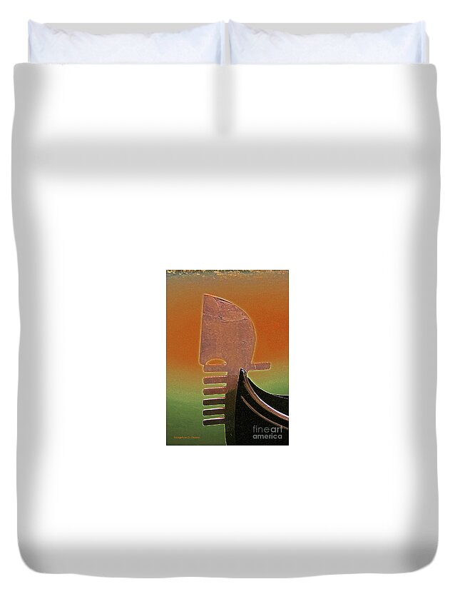 Cityscape Duvet Cover featuring the photograph Gondola Modern Abstract by Italian Art