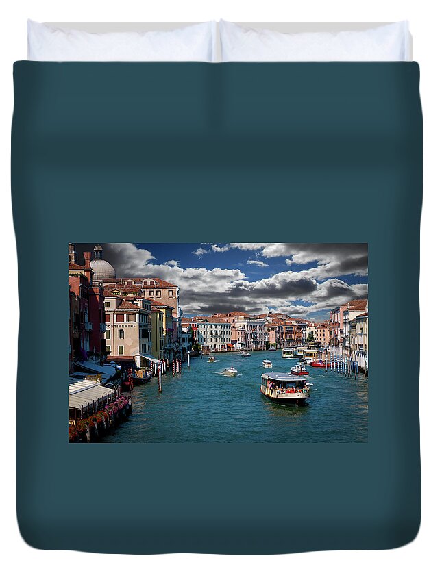 Grand Canal Duvet Cover featuring the photograph Grand Canal Daylight by Harry Spitz
