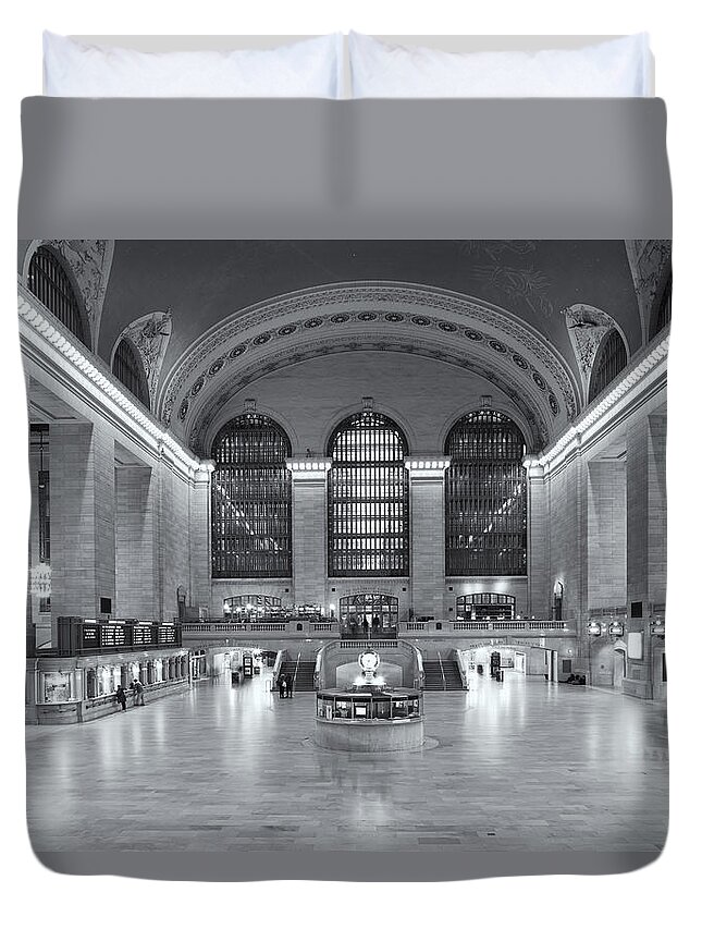Clarence Holmes Duvet Cover featuring the photograph Grand Central Terminal II by Clarence Holmes