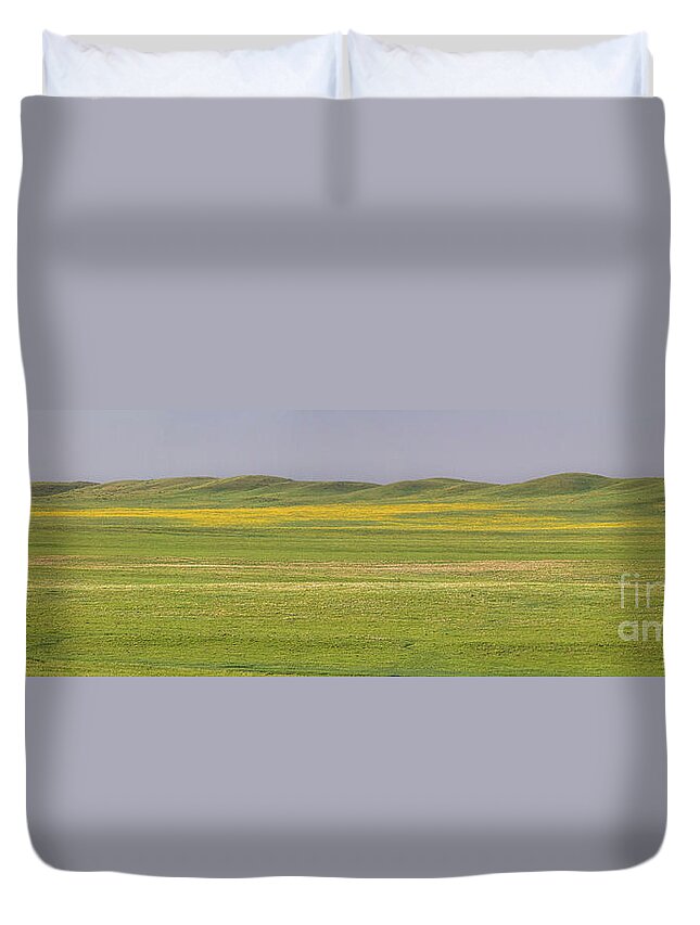 Pawnee National Grasslands Duvet Cover featuring the photograph Grasslands Panorama by Jim Garrison