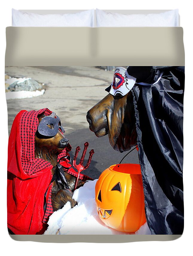 Happy Halloween Duvet Cover featuring the photograph Happy Halloween by Fiona Kennard