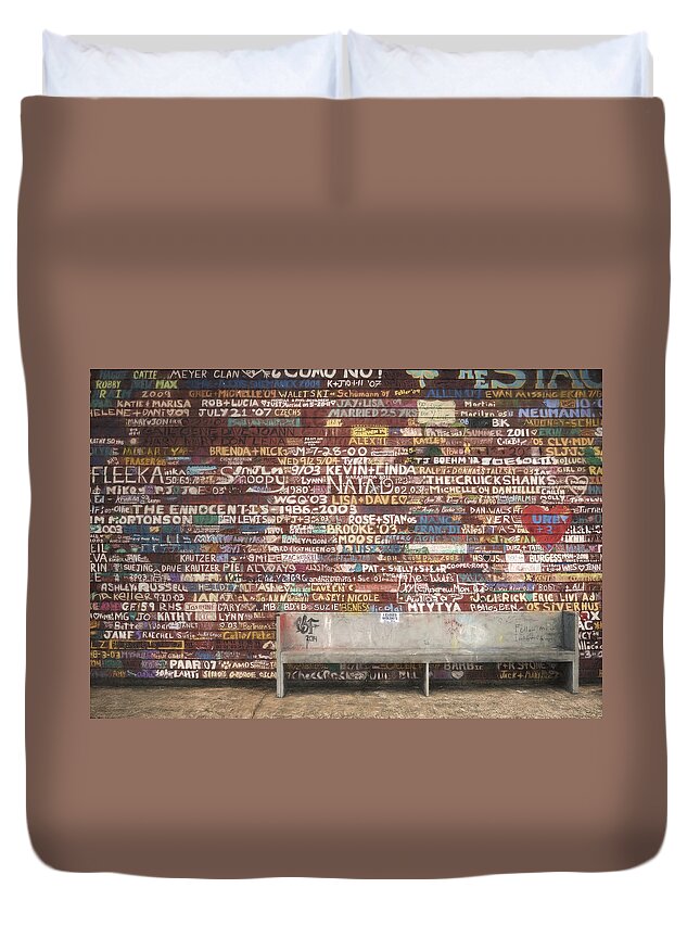 Cityscapes Duvet Cover featuring the photograph Hardy Gallery by Scott Norris