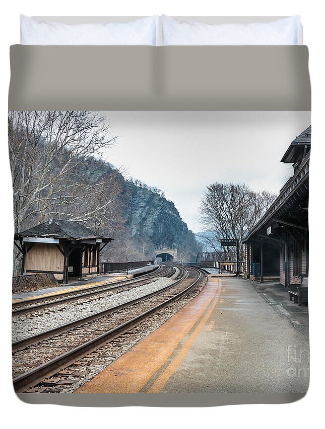 Csx Duvet Cover featuring the photograph Harpers Ferry Train Station by Thomas Marchessault