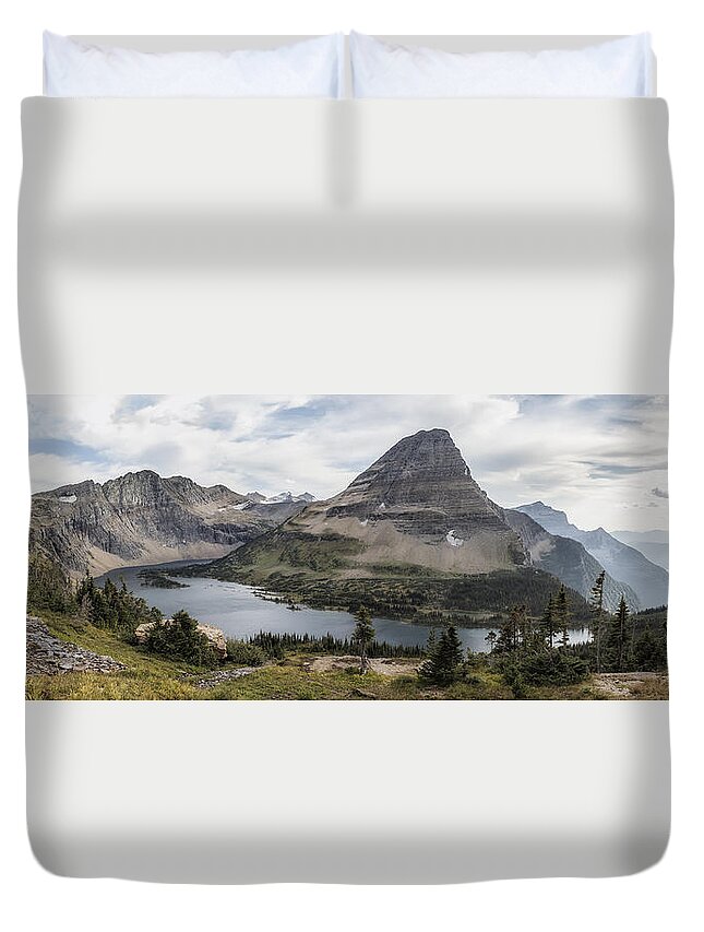 Hidden Lake Duvet Cover featuring the photograph Hidden Lake and Bearhat Mountain Panorama - Late Afternoon by Belinda Greb
