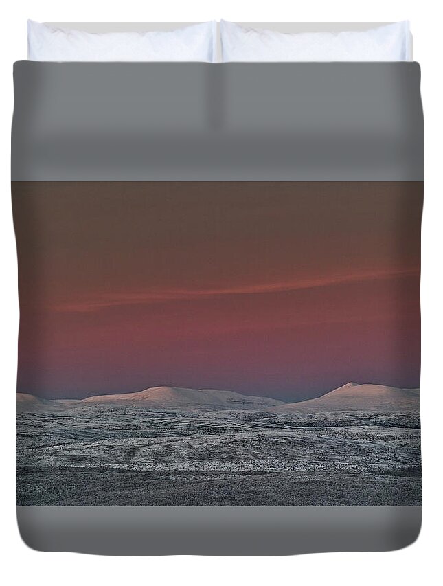 Landscape Duvet Cover featuring the photograph Highland Dawn by Pekka Sammallahti
