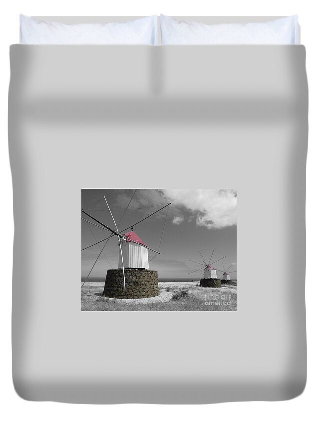 Windmills Duvet Cover featuring the photograph Historical Windmills at Portela by Eva Lechner