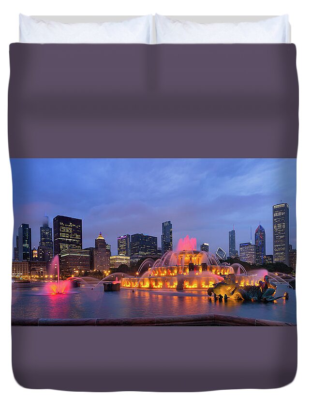 Digital Duvet Cover featuring the photograph Honor the Fallen by Kevin Eatinger