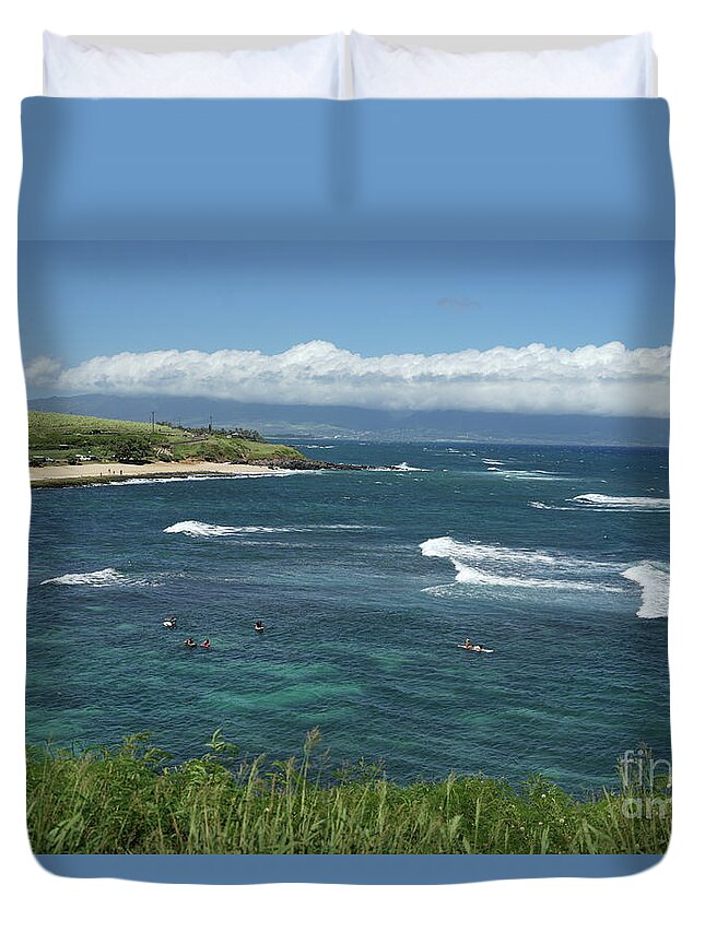 Hookipa Beach Duvet Cover featuring the photograph Ho'okipa Beach View from Ho'okipa Beach Park Hana Maui by Peter Dang