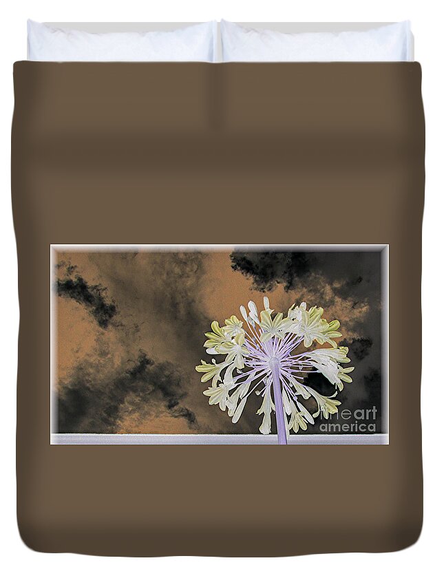 Sky Duvet Cover featuring the photograph Hope by Barry Bohn